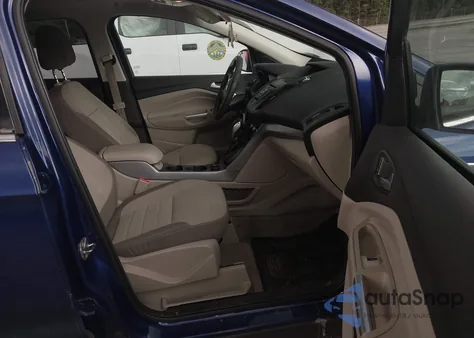 2015 Ford Escape Se z USA, uszkodzony, nr VIN 1FMCU0G99FUB50661